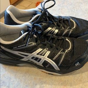 NWOT ASICS Volleyball Shoes